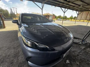 BYD Seal 05 DM-i 2025  ممشى 5,900 كم  على الضمان