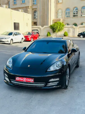Porsche . Panamera . 2013 . Used2
