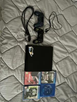Barely used ps4