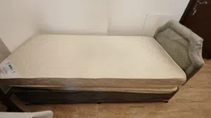 سريرين مستعملة للبيع