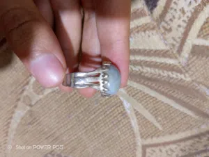 خاتم سليماني معطف قديم جدا لونه رصاصي على دخاني الفضة عيار 1000.....................................