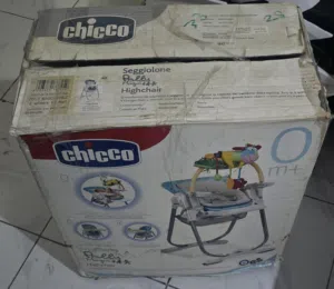 كرسي طعام أطفال Chicco الأصلى متعدد الاستخدامات بحالة ممتازة