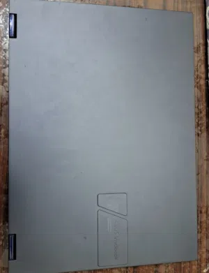 للبيع لابتوب laptop Asus vivo book 2024