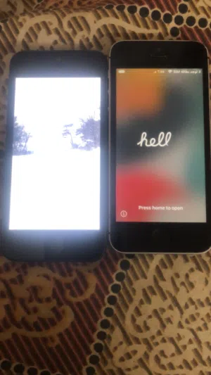 Apple iPhone 5 16 GB in Amman