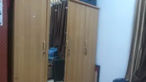 cabinet with 4 doors