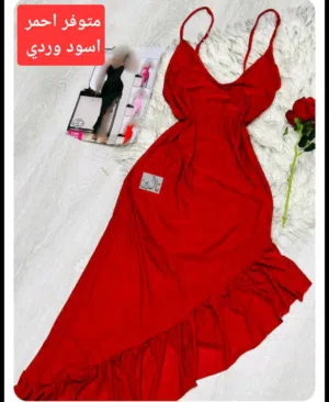 جملة وقطاعي ملابس نساء