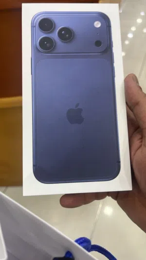 17 pro max Arabic 256gb hot price