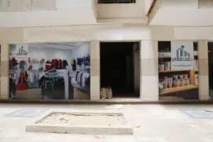 للبيع محل كمبوند تاون فالى 40 متر