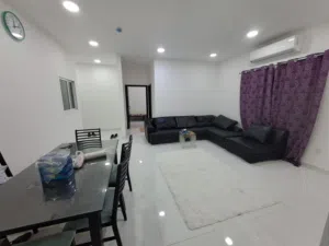 شقة شبه جديدة في عراد