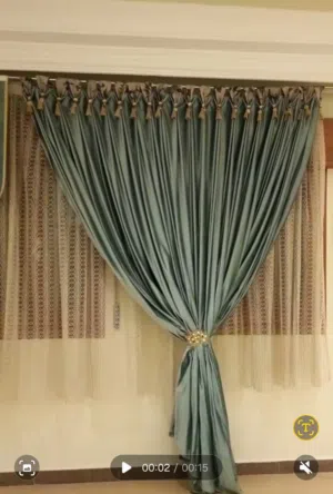 الخضراء المزخرفة فقط للبيع يمين ويسار بعرض حوالي 2 متر ونصف للوحدة