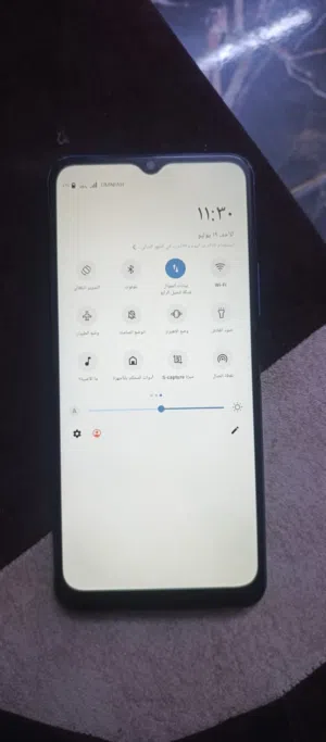 للبدل على بلايستيشن 3 (PS3)  Vivo Y51 – 128 جيجا الجهاز نظيف وبحالة ممتازة.  مساحة 128 جيجا