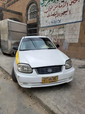 للبيع سيارة اكسنت 2004 نظيف بسعر 750 ألف