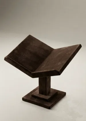 Quran reading stand made of wooden and velvet  brand new high quality  5 BD WhatsApp