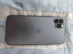 Apple iPhone 11 Pro Max 256 GB in Basra