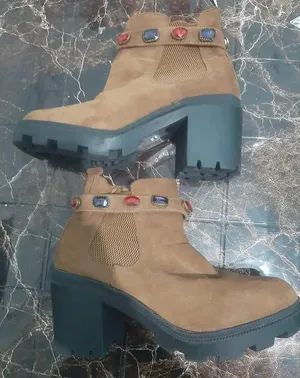 brown Comfort Shoes in Béni Mellal