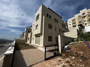 More than 6 bedrooms . 5+ Bathrooms . 560 m23
