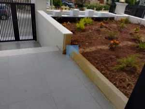 200 m2 3 Bedrooms Apartments for Sale in Amman Deir Ghbar