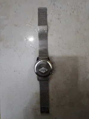 للبيع ساعة يد رجالي