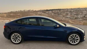 Tesla 2022 model 3 longe range dual motor