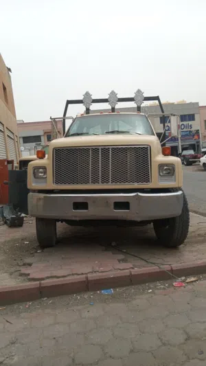 للبيع لوري جمس