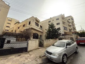 Building for Sale in Amman Al-Thra