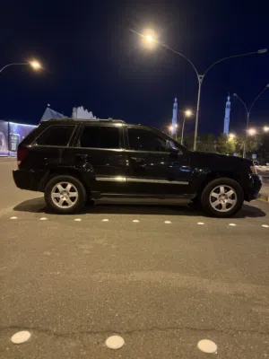 جيب جراند شيروكي لاريدو 2010، JEEP LAREDO ، نظيف و استخدام يومي.