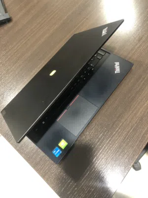 للبيع جهاز لاب توب بحاجة لبروسيسور بحالة ممتازه بدون رام وبدون هارد