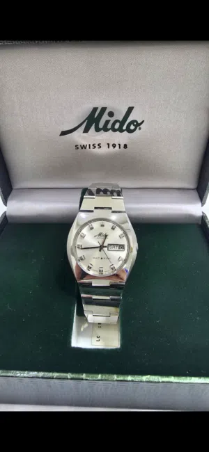 للبيع ساعة يد رجالية جديده بكامل مرفقاتها النوع: