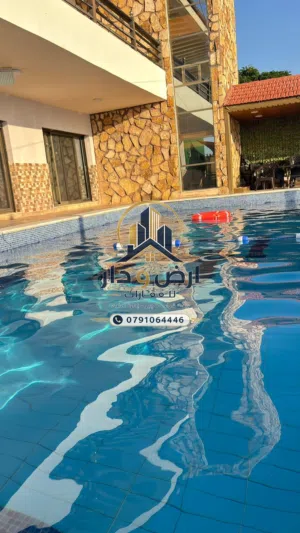 3 Bedrooms Chalet for Rent in Salt Al Subeihi
