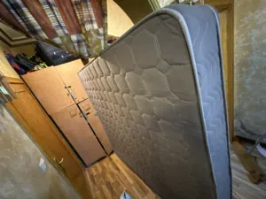 فرسة سرير مجوز