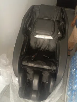 كرسي مساج صحي للجسم شبه جديد