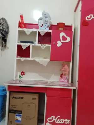 مكتب وردي جميله