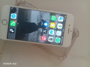 Apple iPhone 6S 32 GB in Al Dakhiliya
