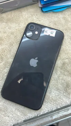 Apple iPhone 11 64 GB in Misrata