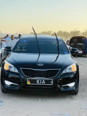 Used Kia Cadenza in Tripoli