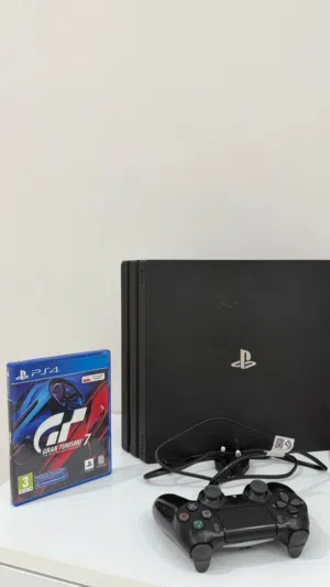 PlayStation 4 PlayStation for sale in Al Dakhiliya