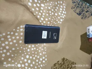 Samsung Galaxy Note 5 32 GB in Hawally
