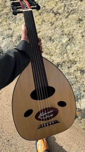 مطلوب عود بحريني