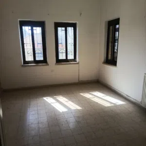 100 m2 2 Bedrooms Apartments for Rent in Ramallah and Al-Bireh Downtown