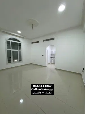 للإيجار استوديو vip في منطقة رمله زاخر على الشارع الرئيسي