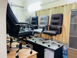 Used office furniture selling