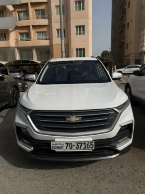 شفروليه SUV أبيض نظيفة جدًا وجاهزة للفحص  للبيع بسعر مناسب �