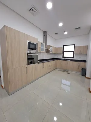 160 m2 2 Bedrooms Apartments for Rent in Muharraq Amwaj Islands