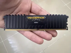 Crosier vengeance LPX 16gb RAM