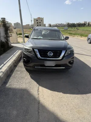 Used Nissan Pathfinder in Amman