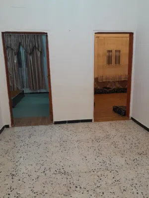 120 m2 2 Bedrooms Apartments for Rent in Tripoli Souq Al-Juma'a