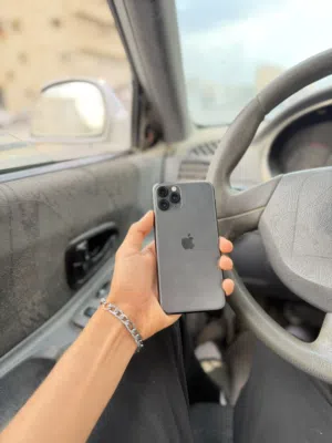 Apple iPhone 11 Pro 64 GB in Tripoli