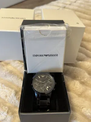 Emporio, Armani ساعة