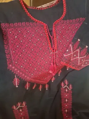 ثوب شغل يدوي .. مشغول ع الايد