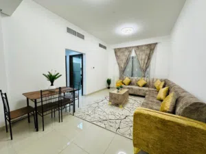 B1 غرفه وصاله مفروشه شامل كل الفواتير للايجار الشهرى فى عجمان منطقة النعيمية 1